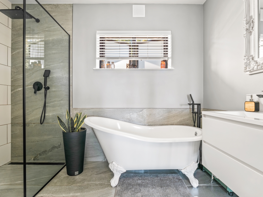 6 Bedroom Property for Sale in Old Place Western Cape
